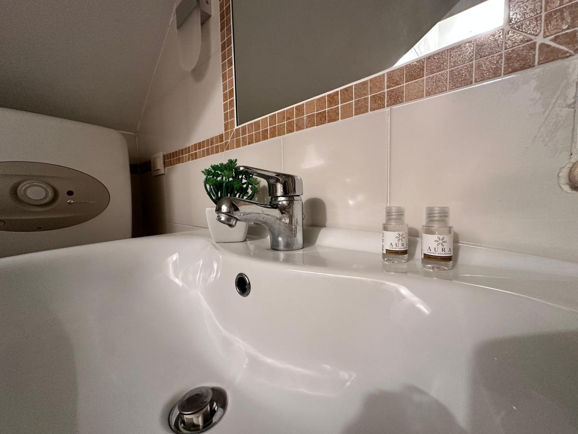 Particular Apartment In Сан-Бенедетто-дель-Тронто Экстерьер фото